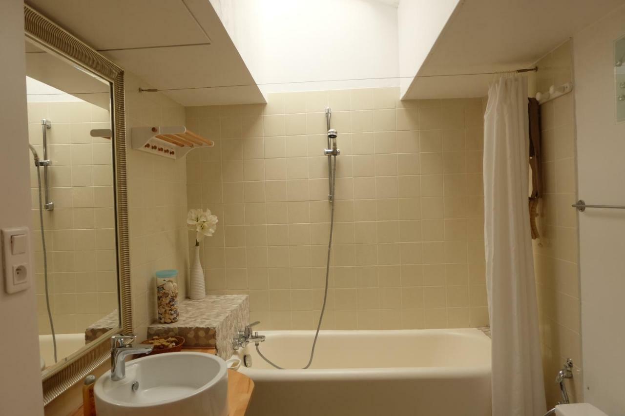 B&B Le Patio En Ville - Chambres D'Hotes Narbonne Dış mekan fotoğraf